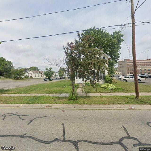 226 W Franklin St