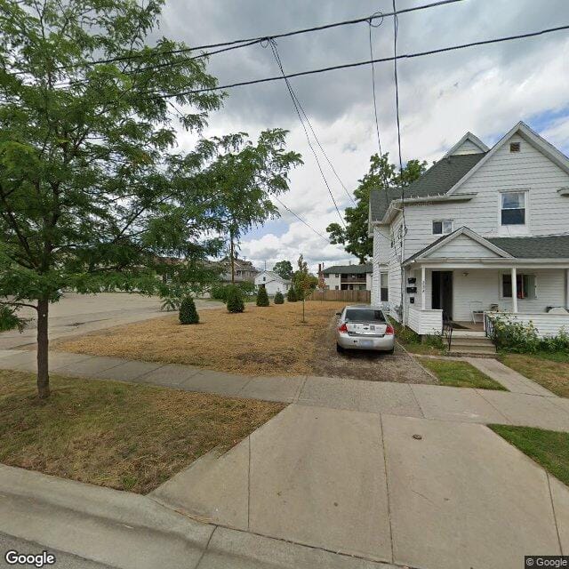 230 W Wesley St