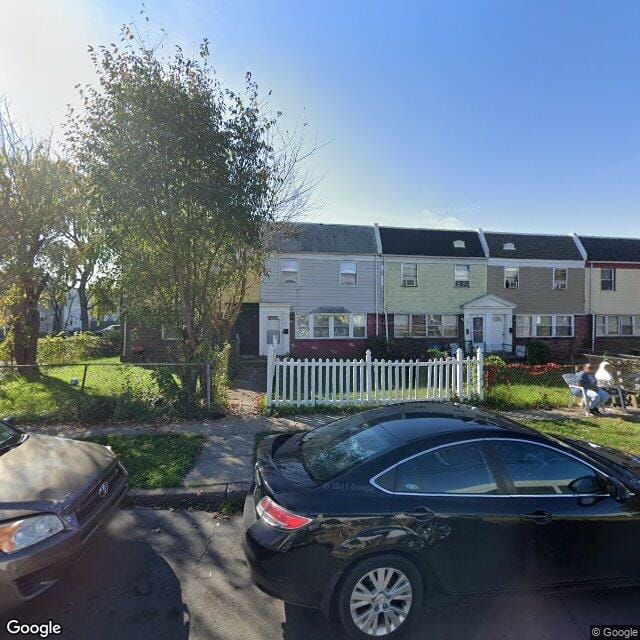 2403 Bloomsdale Rd