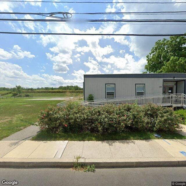 246 W Maple St