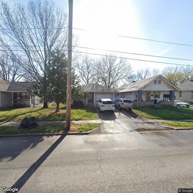 2511 Jackson Ave