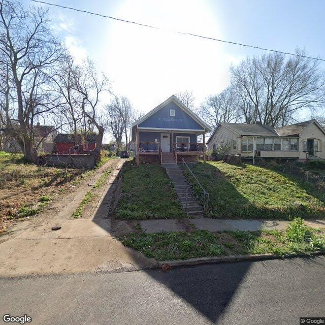 2609 Norton Ave