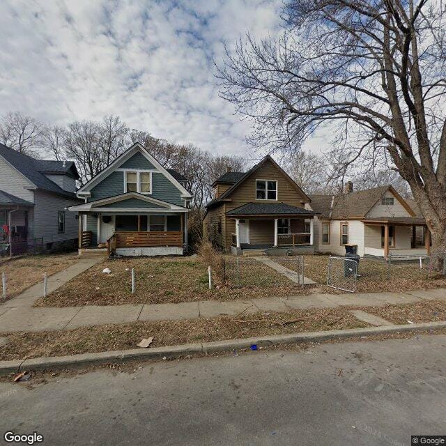 2612 Bales Ave