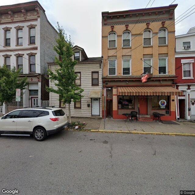 2612 Sarah St