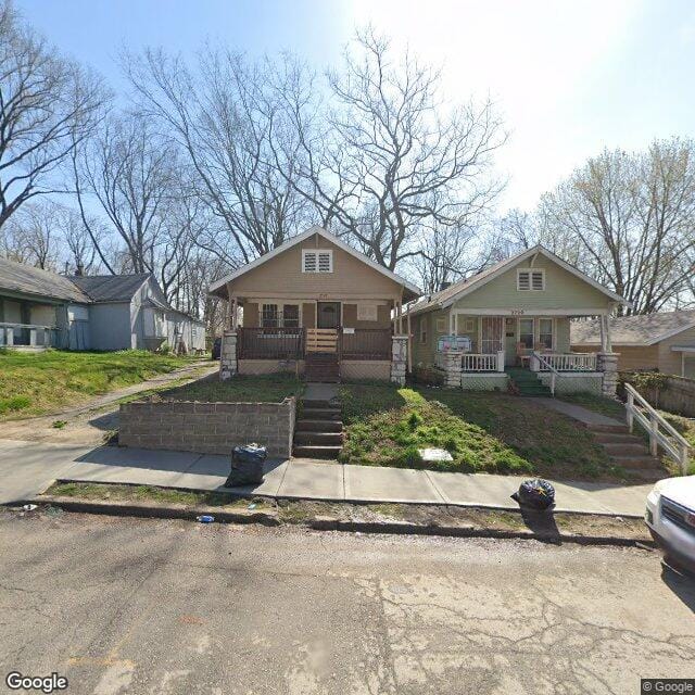 2727 Lister Ave