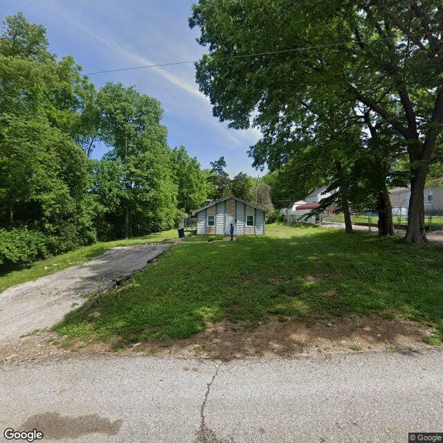 2800 E 77th Ter