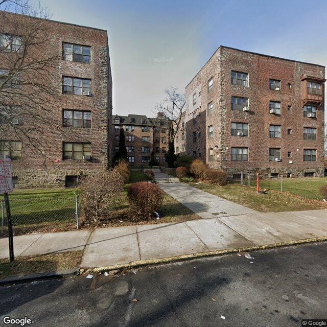 284 South Columbus Avenue