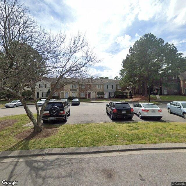 2911 Faversham Pl