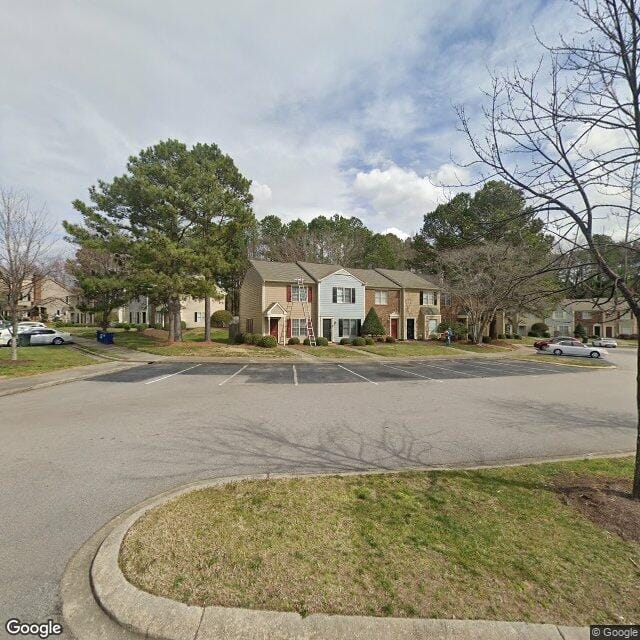 2932 Faversham Pl