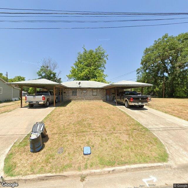 307 Carter St