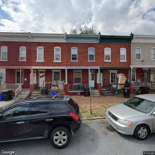 318 S 15th St