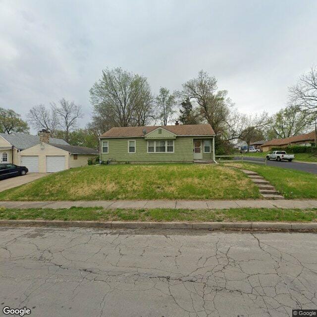 3301 E 62nd St