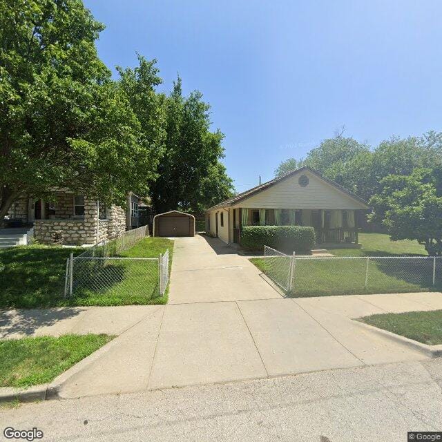 3339 Highland Ave