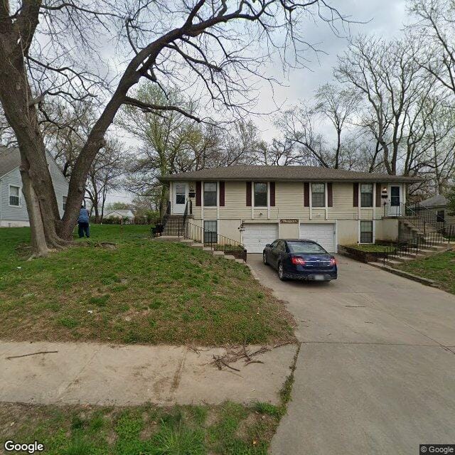 3437 39 Spruce