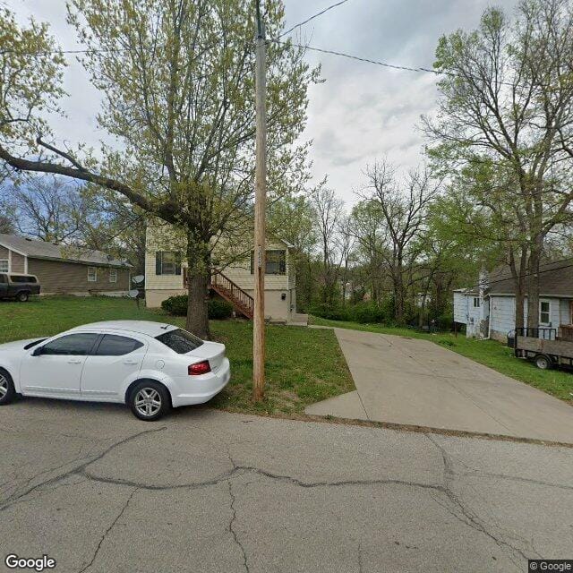 3708 E 70th St