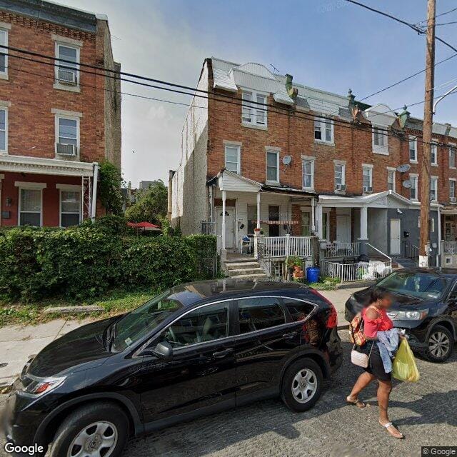 3853 Cambridge St