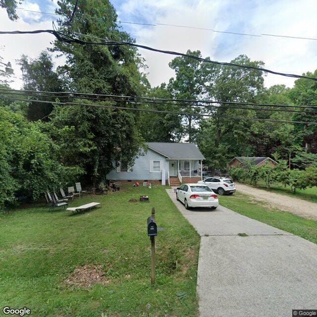 3860 Green Point Dr