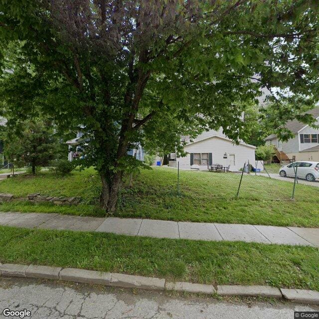 3866 E 59th Ter