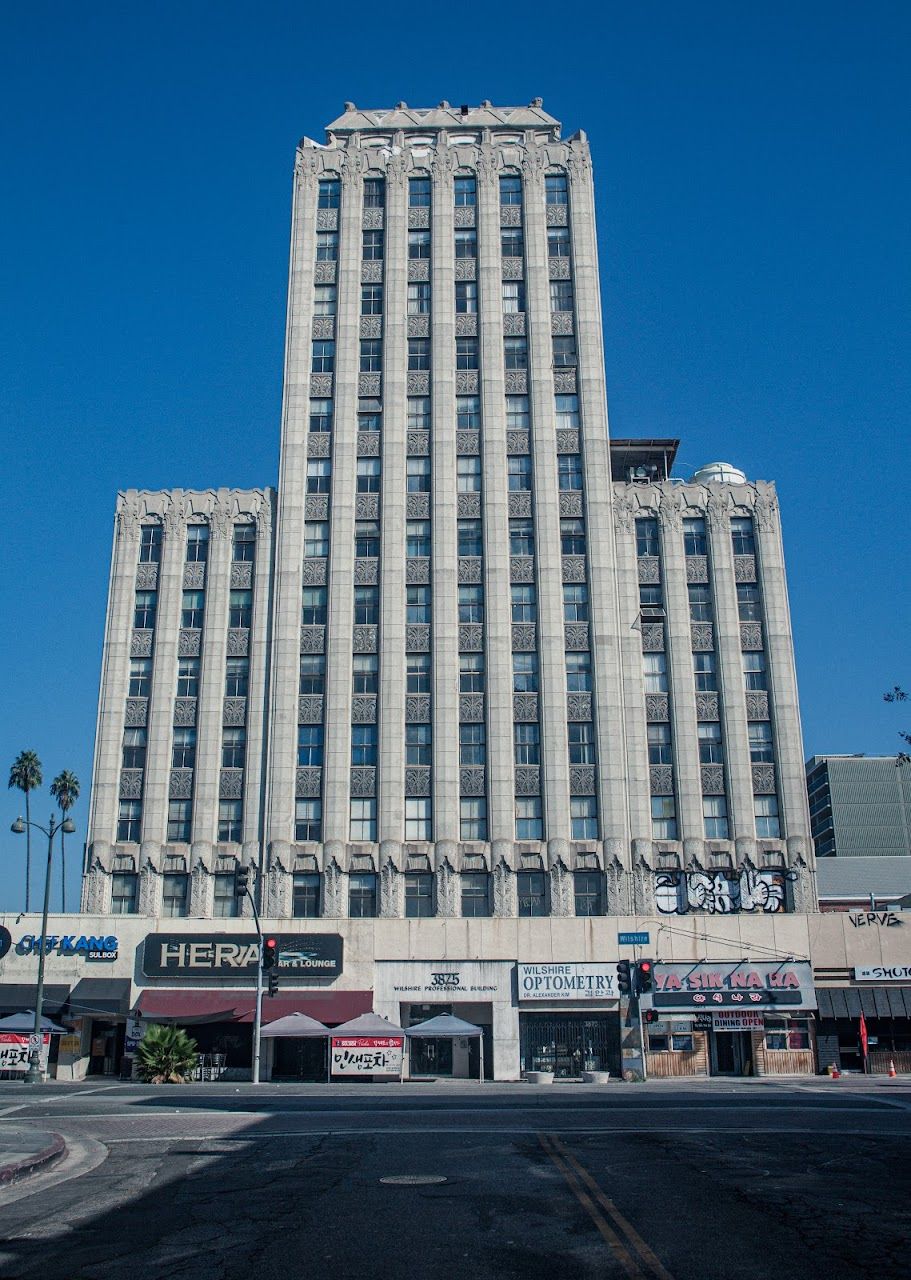 3875 Wilshire Blvd