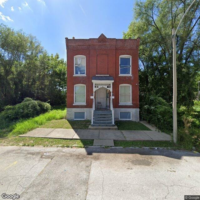 4021 N 22nd St