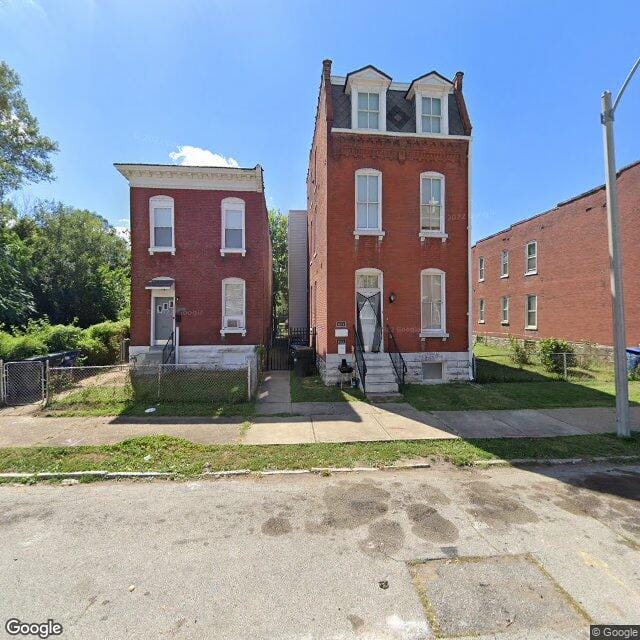 4031 N 22nd St