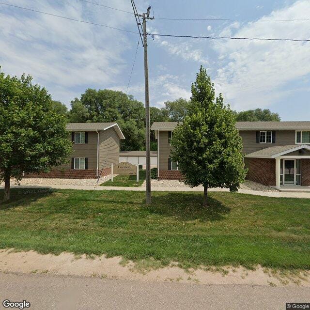 404 N West Ave