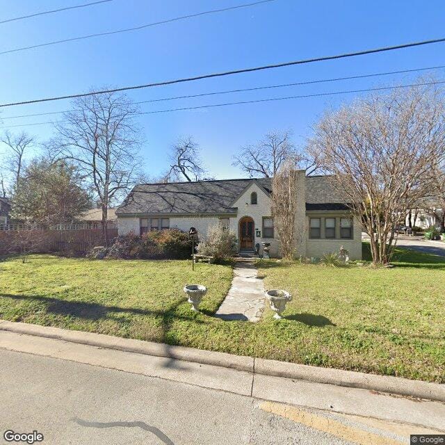 407 Grace St