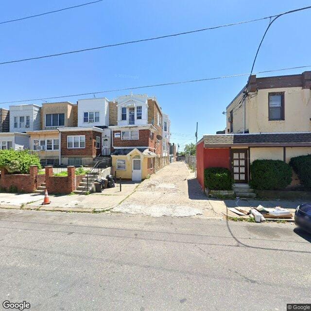 410 E Rockland St