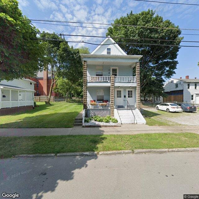412 Chestnut St