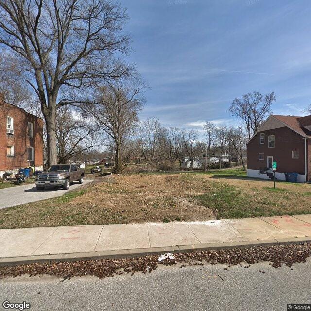 4222 Edgewood Blvd