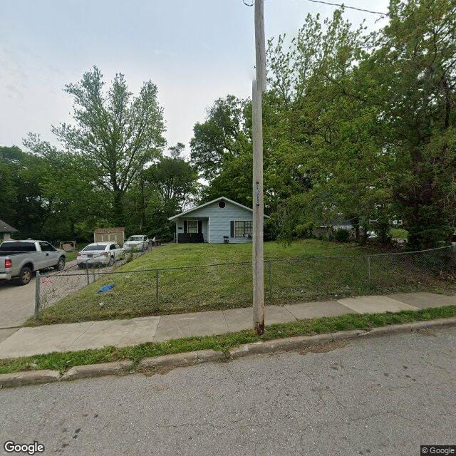 4271 E 61st St