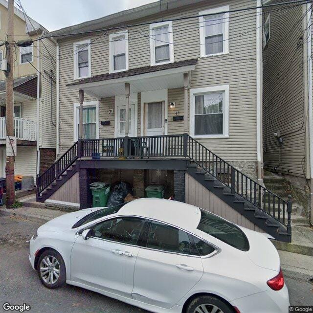 43 55 W Spruce St