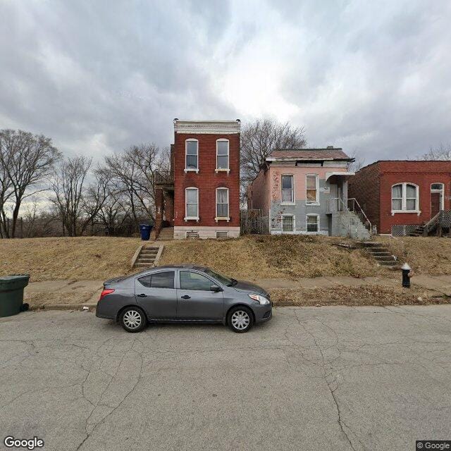 4419 N 19th St