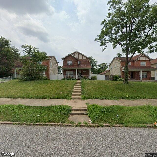 4542 Page Blvd