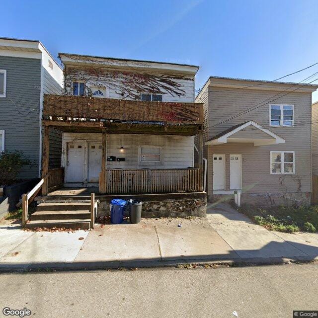 457 Norton St