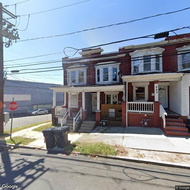 464 Crescent St