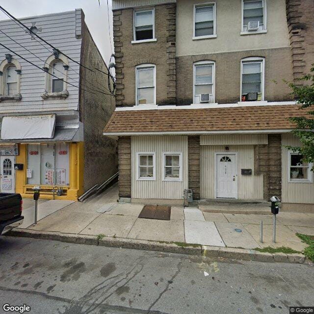 536 38 Broadway St