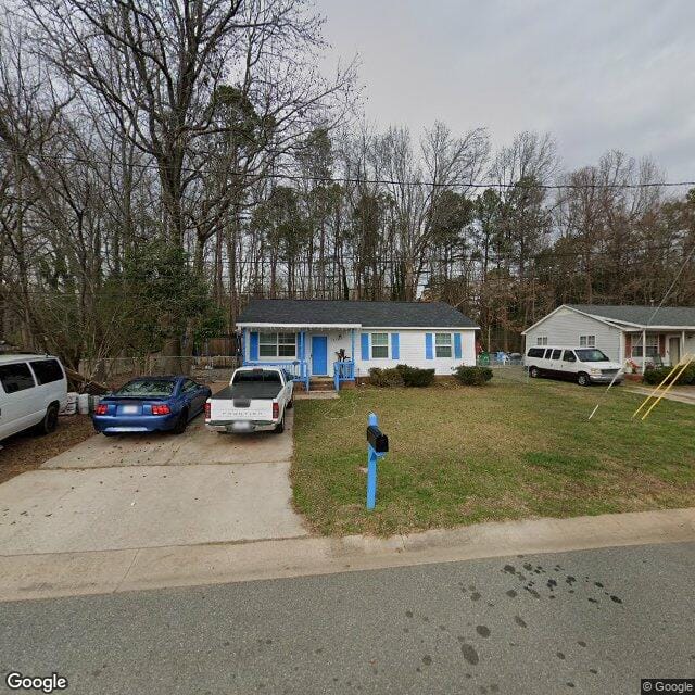 5623 Woodard St