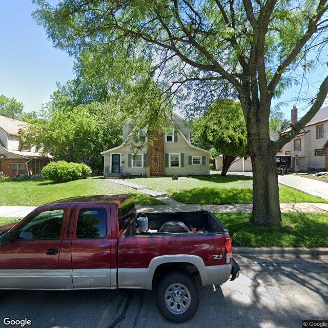 5625 Paseo Blvd