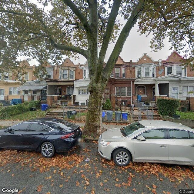 5713 Warrington Ave