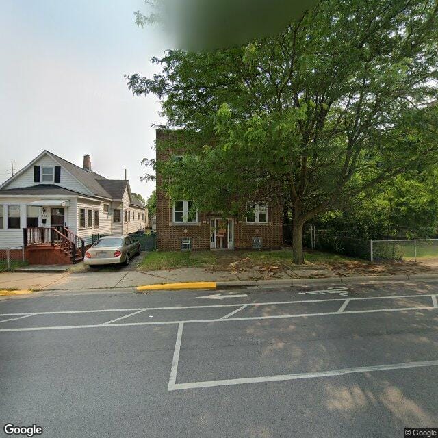 584 Sibley St