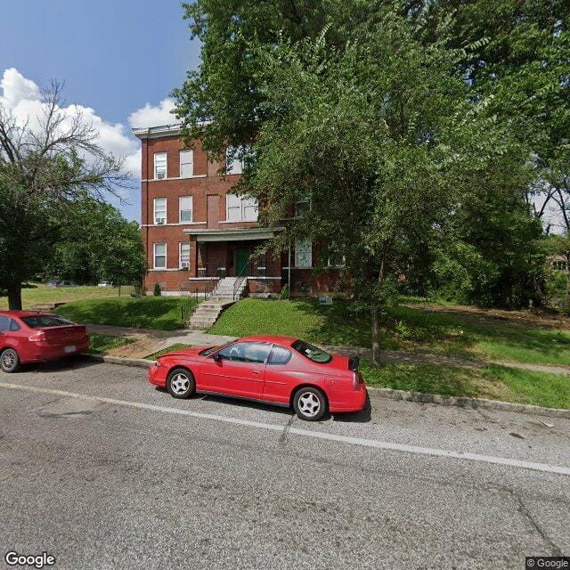 5887 Page Blvd