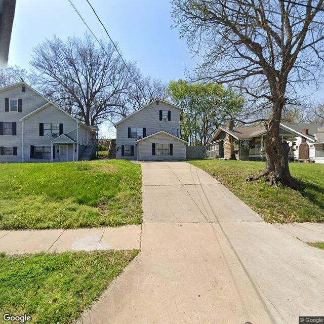 5926 Agnes Ave
