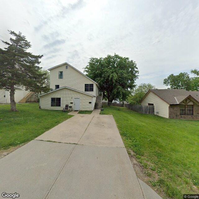 5930 Elmwood Ave
