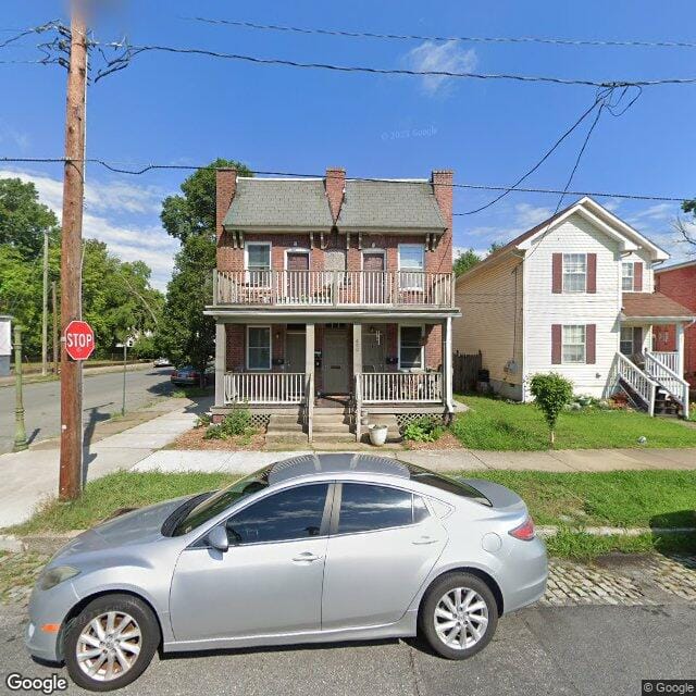600 N 32nd St