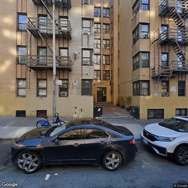 600 Trinity Ave