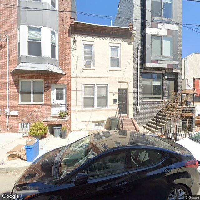 609 Hoffman St