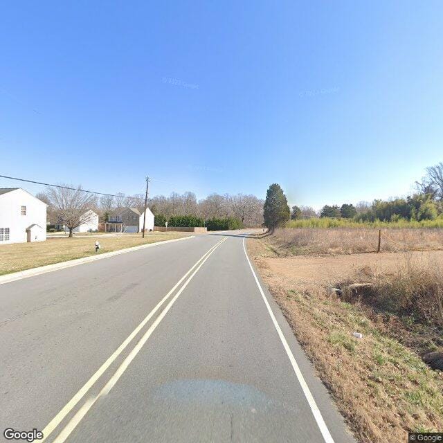 616 E Lee St