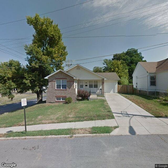 6623 Raymond Ave