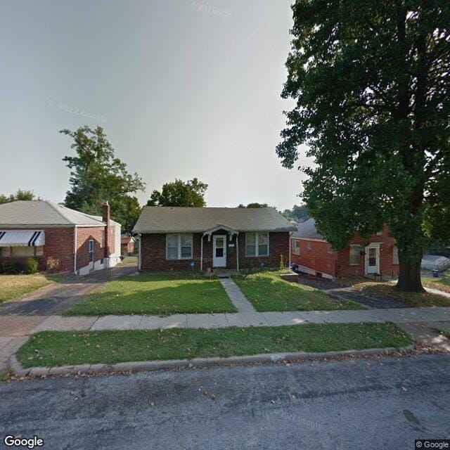 7003 Glenmore Ave